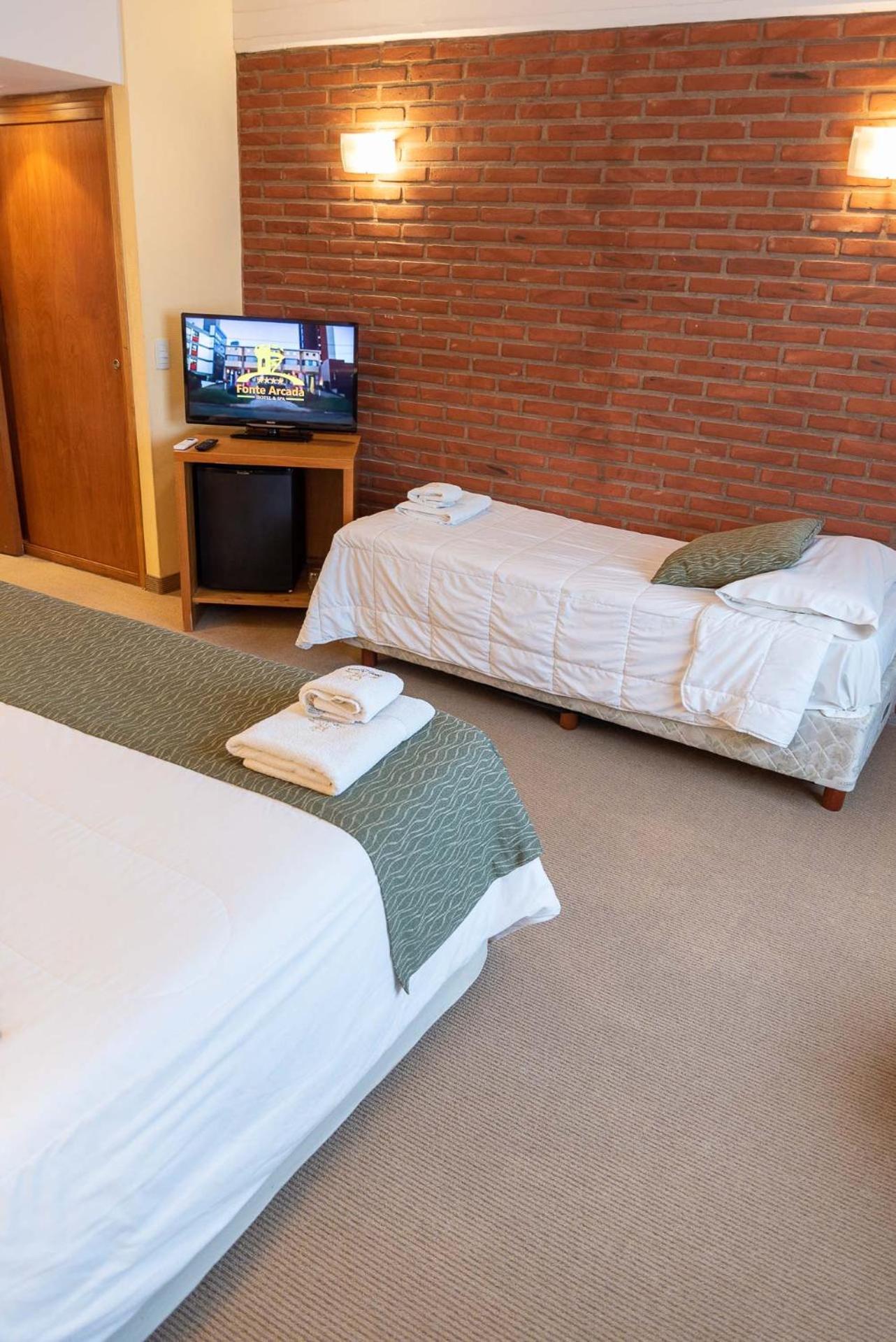 Fonte Arcada Otel Villa Gesell Oda fotoğraf